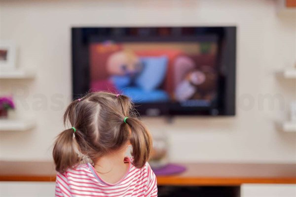 تماشای تلویزیون برای کودکان اوتیسم